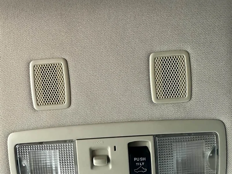 Mitsubishi Outlander — фото 16