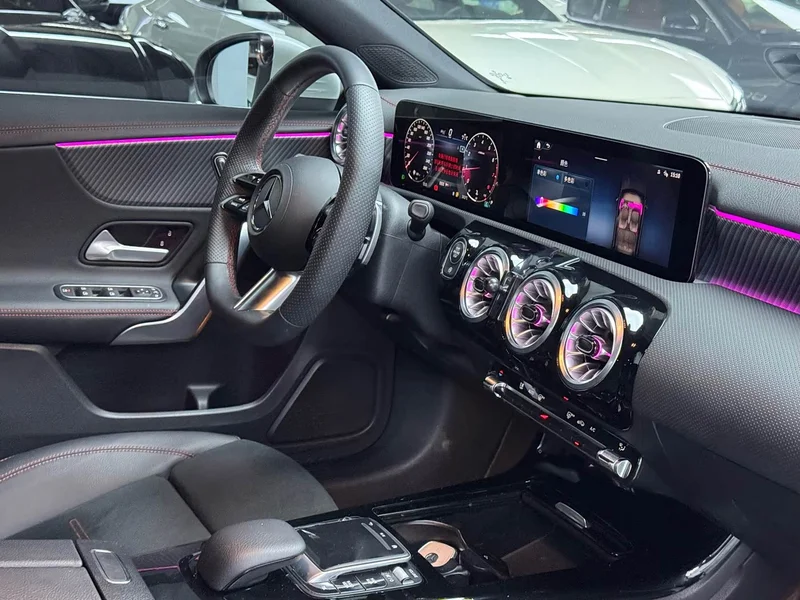 Mercedes-Benz A-Class — фото 19