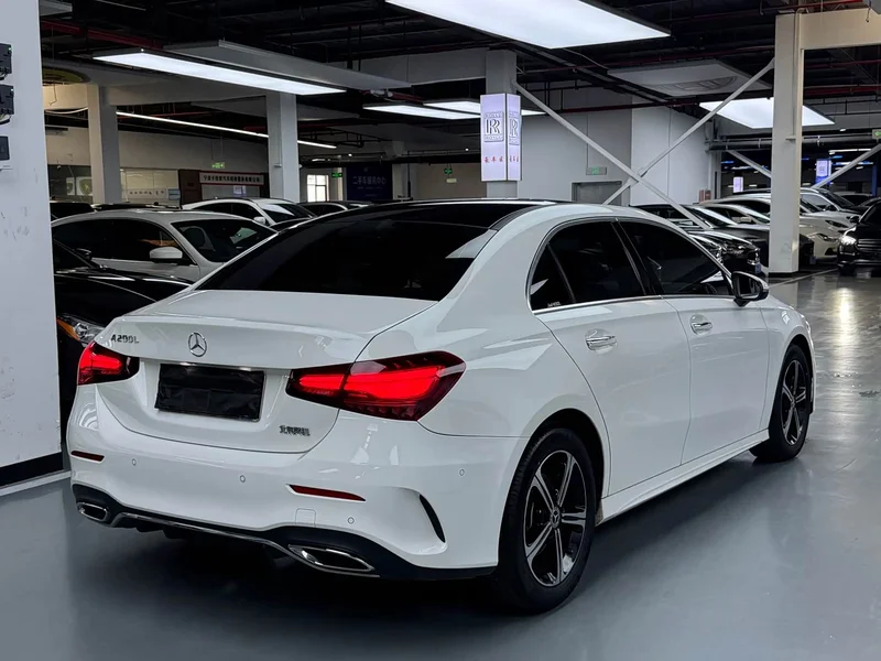 Mercedes-Benz A-Class — фото 20