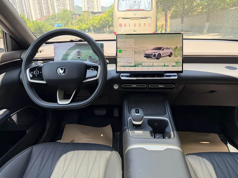 Changan Eado — фото 9