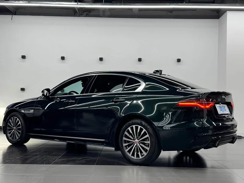 Jaguar XEL — фото 13
