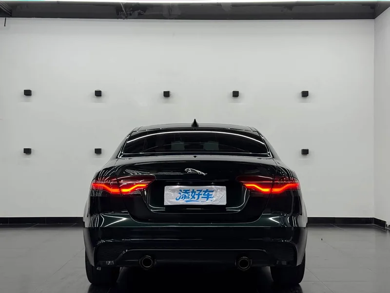 Jaguar XEL — фото 14