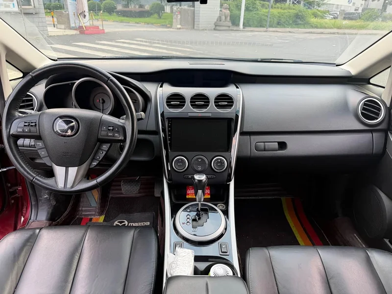 Mazda CX-7 — фото 12