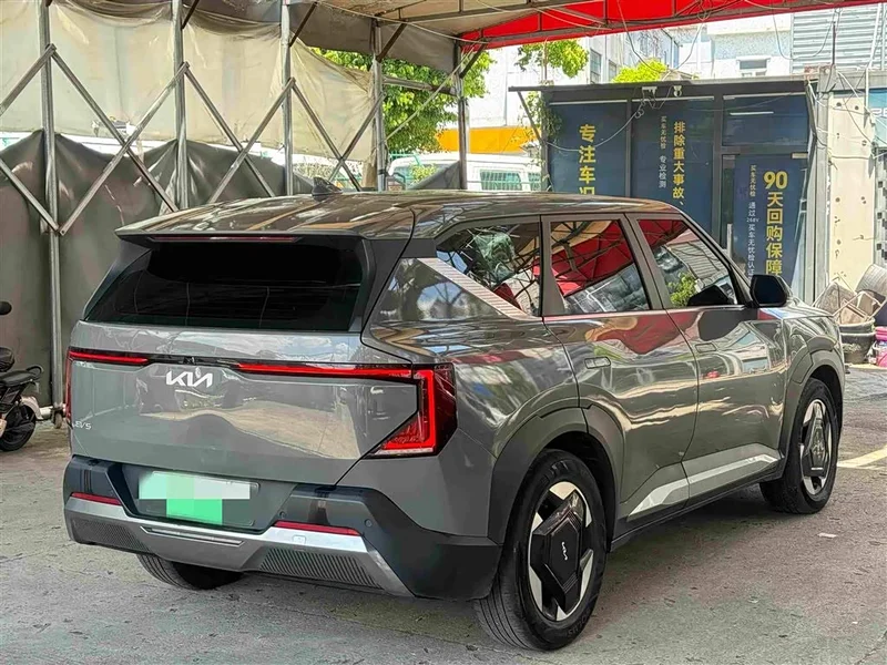 Kia EV5 — фото 11