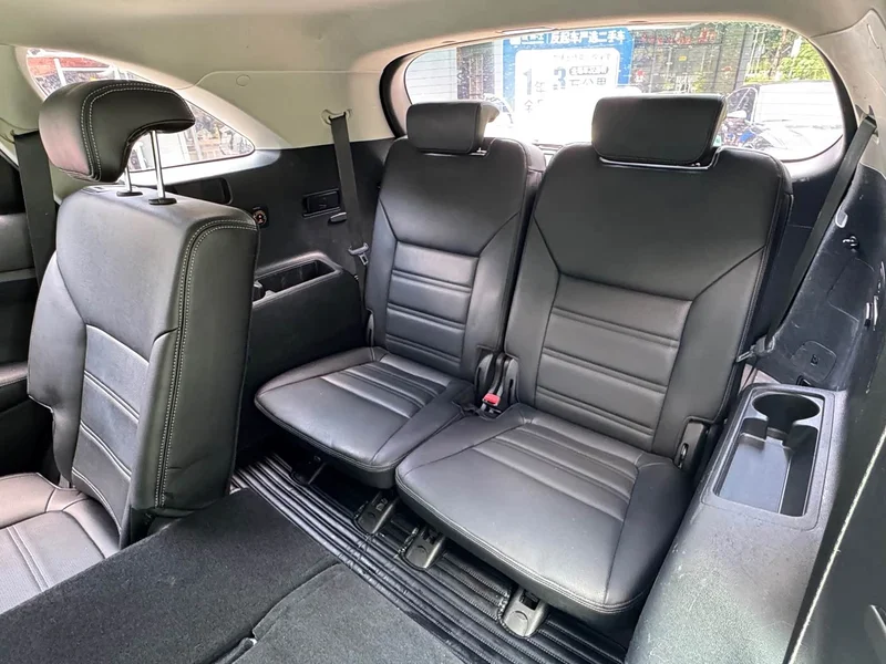 Kia Sorento — фото 13