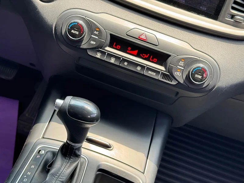 Kia Sorento — фото 19