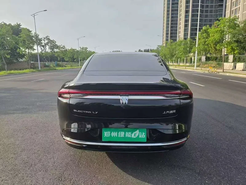 Buick ZhiJing L7 — фото 8