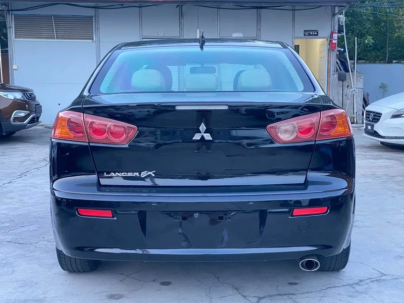 Mitsubishi Lancer EX — фото 11
