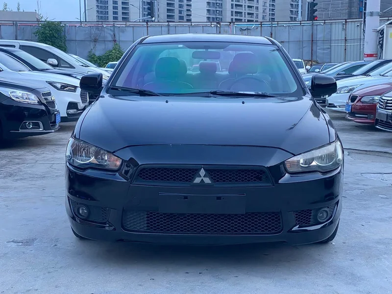 Mitsubishi Lancer EX — фото 2