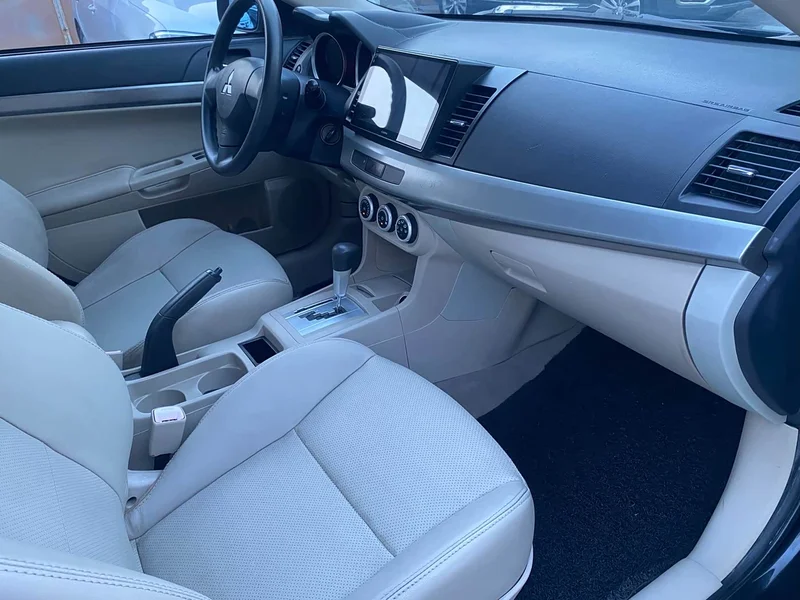 Mitsubishi Lancer EX — фото 6