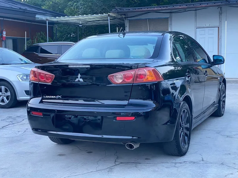 Mitsubishi Lancer EX — фото 10