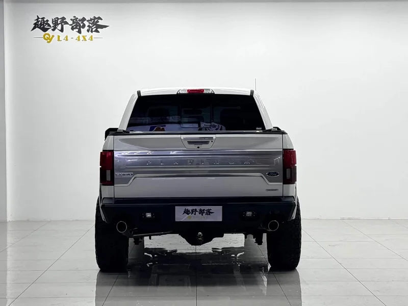 Ford F-150 Raptor — фото 17