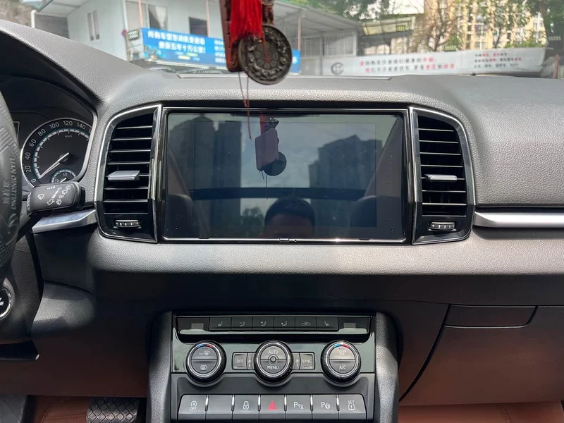Skoda Karoq — фото 13