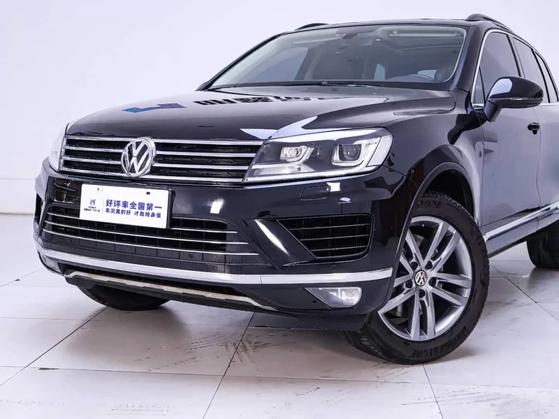 Volkswagen Touareg — фото 3