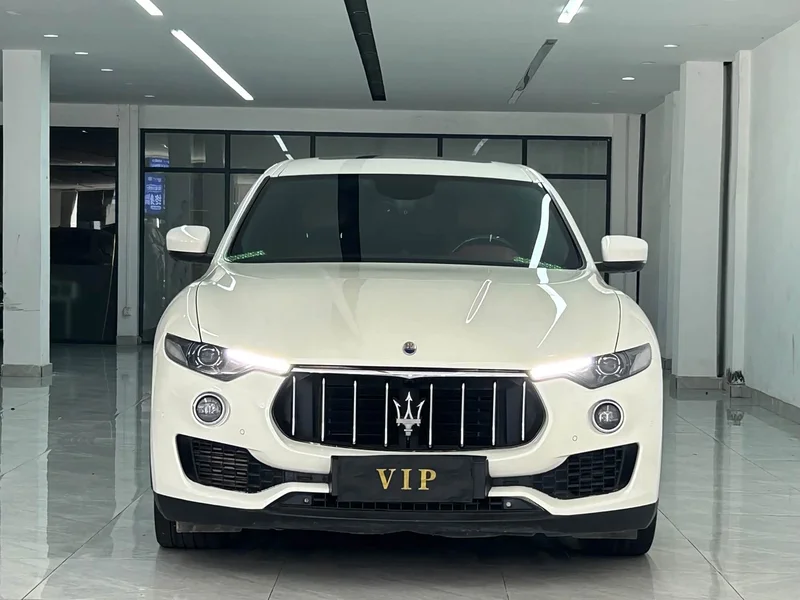 Maserati Levante — фото 2