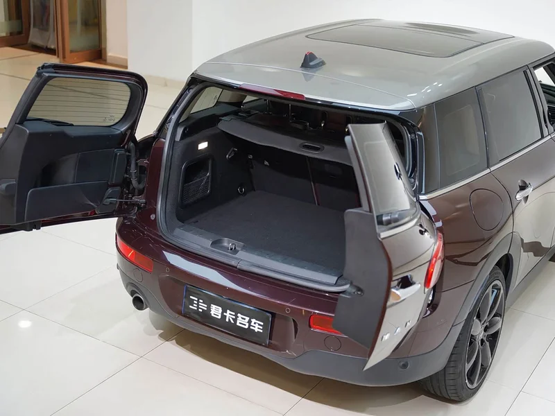 MINI CLUBMAN — фото 10