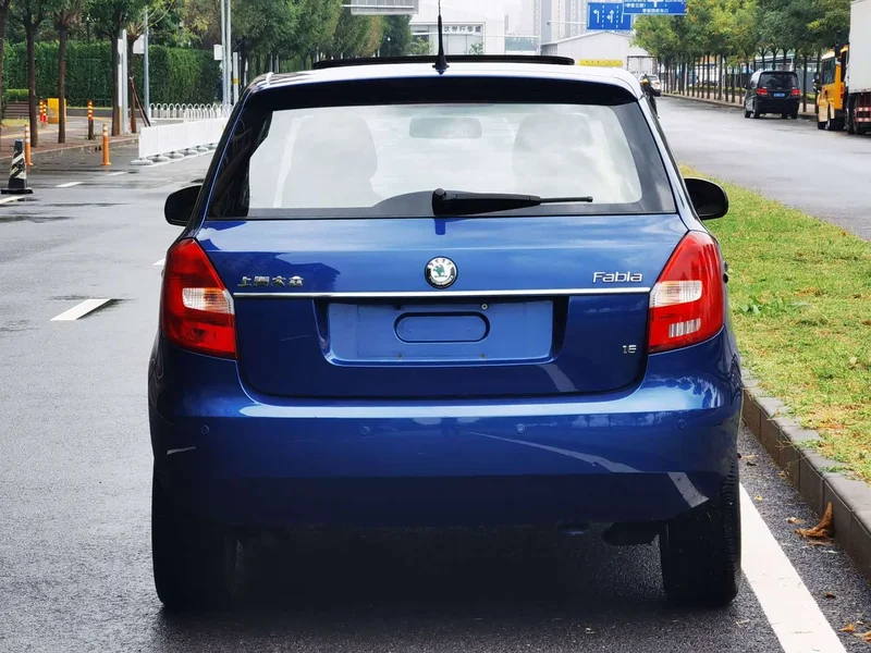 Skoda Citigo — фото 6