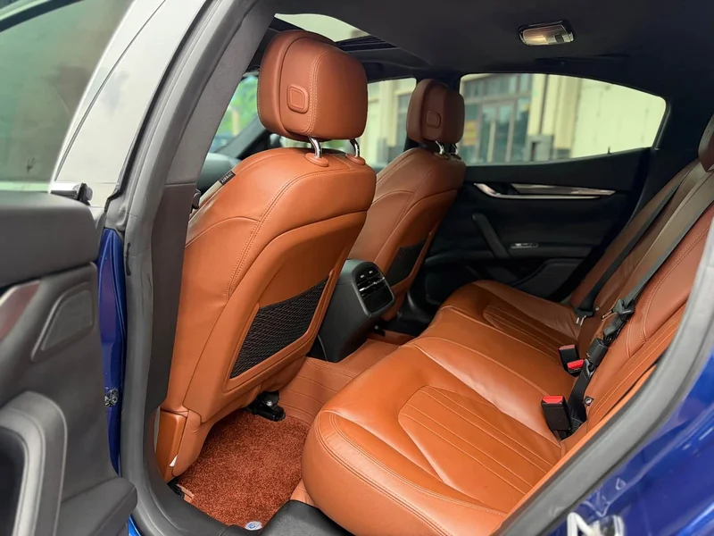 Maserati Ghibli — фото 10
