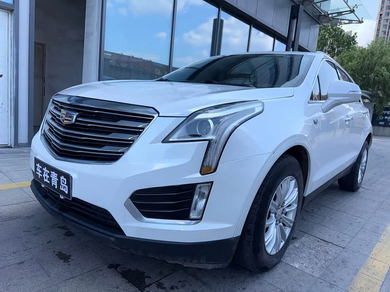 Cadillac XT5 — фото 1
