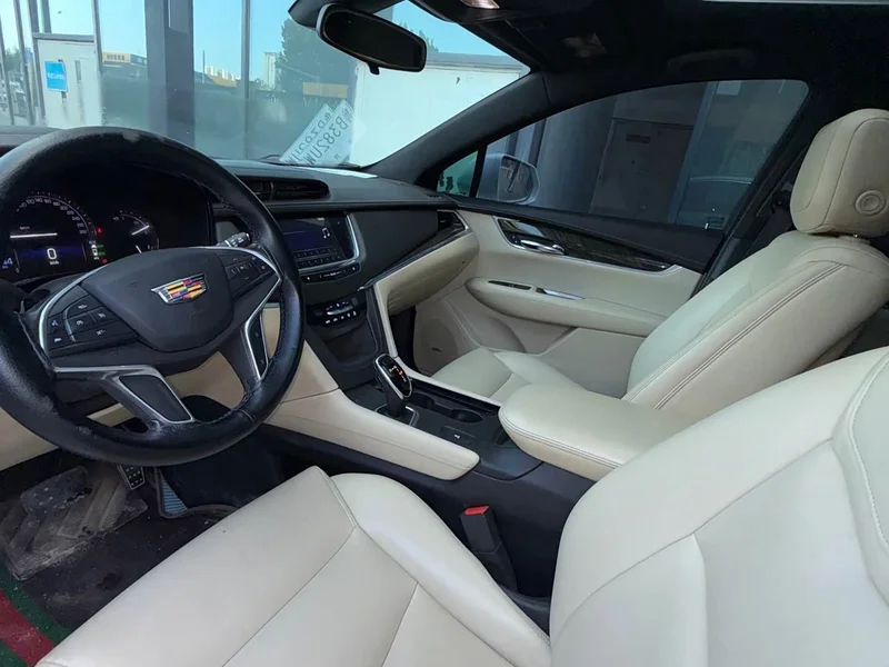 Cadillac XT5 — фото 5