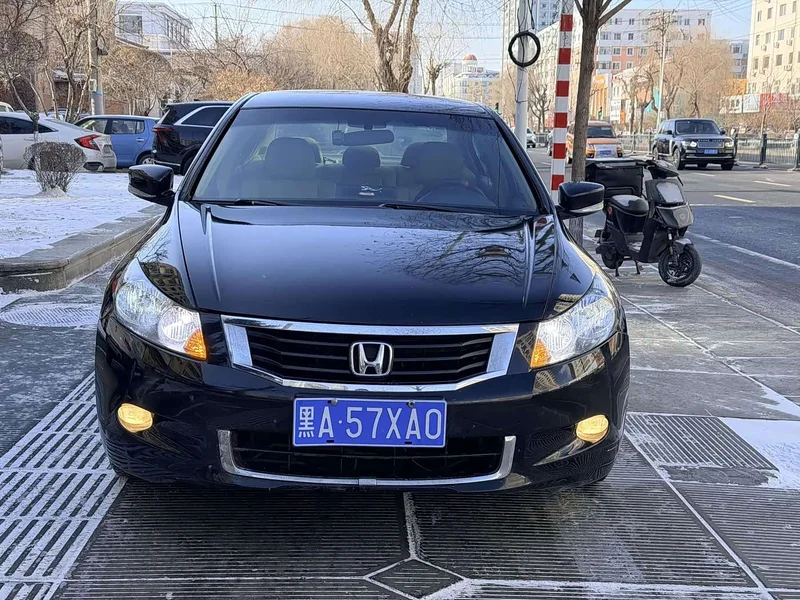 Honda Accord — фото 2