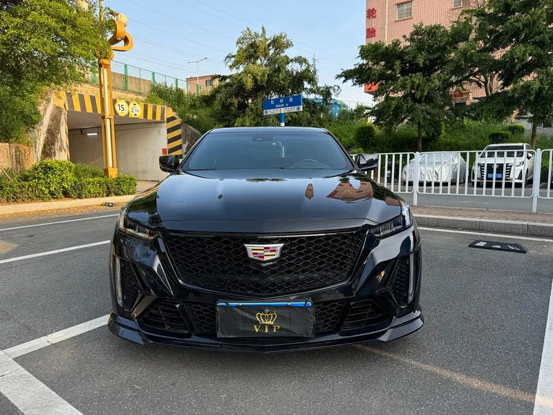 Cadillac CT5 — фото 2