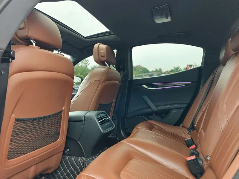 Maserati Ghibli — фото 14