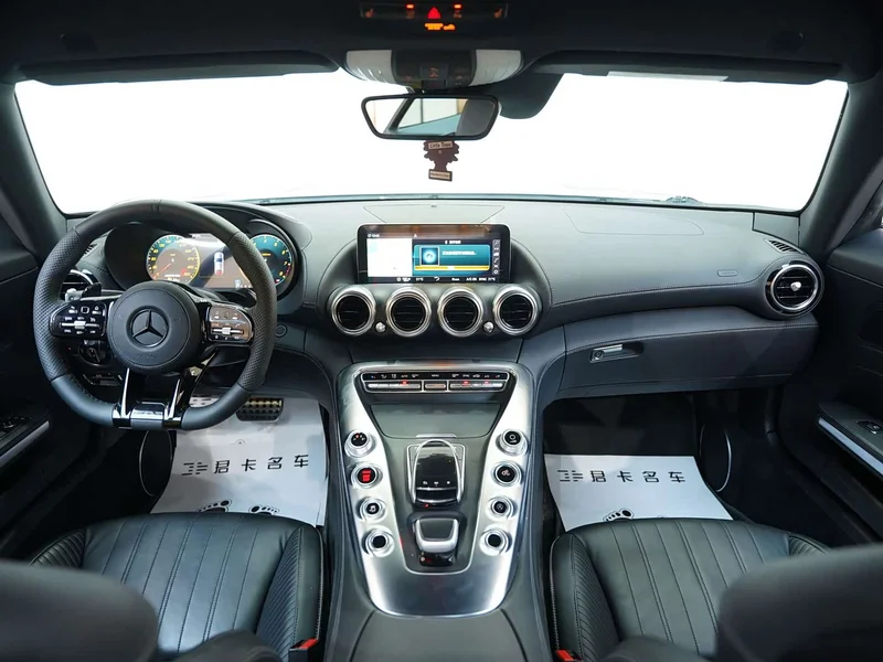 Mercedes-Benz AMG GT — фото 14
