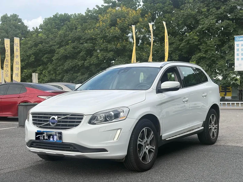 Volvo XC60 (Imported) — фото 1