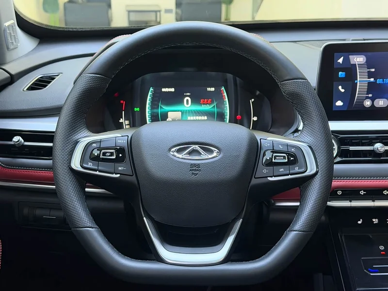 Chery Tiggo 7 — фото 13