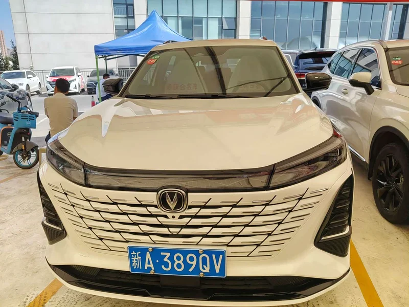 Changan CS75PLUS — фото 2