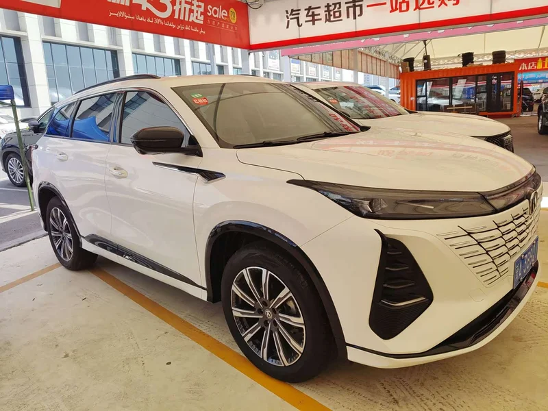 Changan CS75PLUS — фото 3