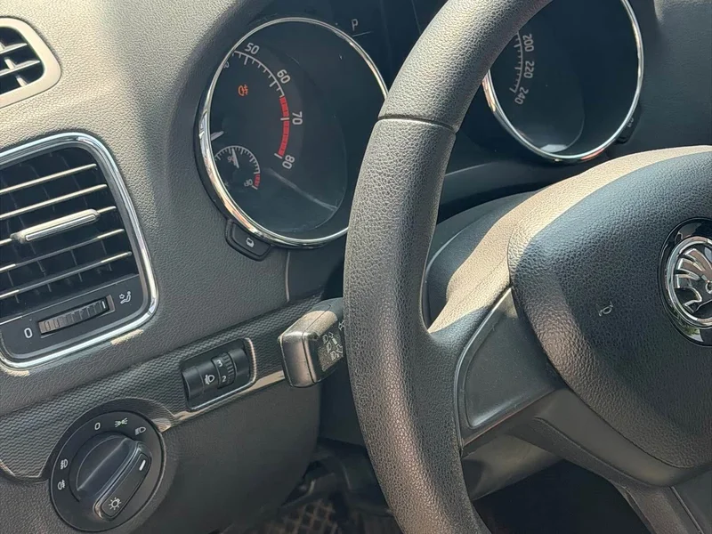 Skoda Yeti — фото 13