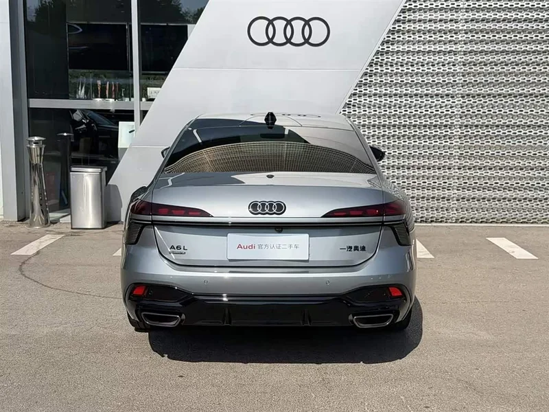 Audi A6L — фото 12