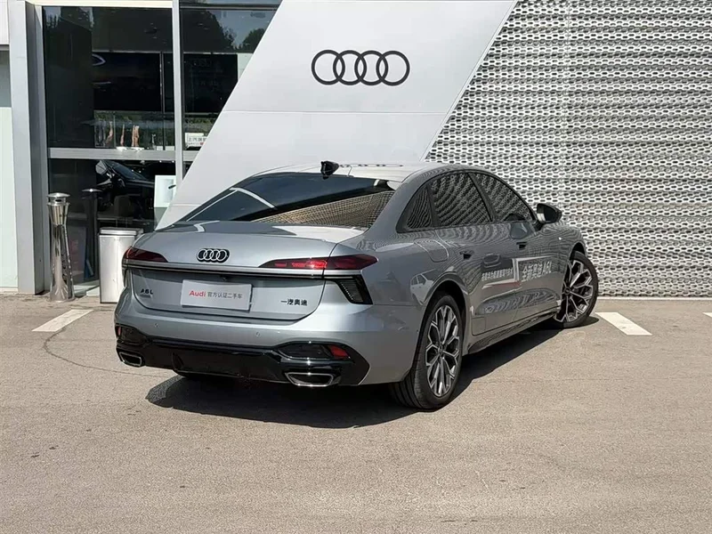 Audi A6L — фото 25