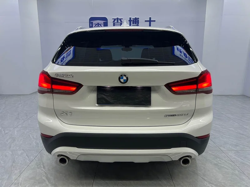 BMW X1 — фото 16