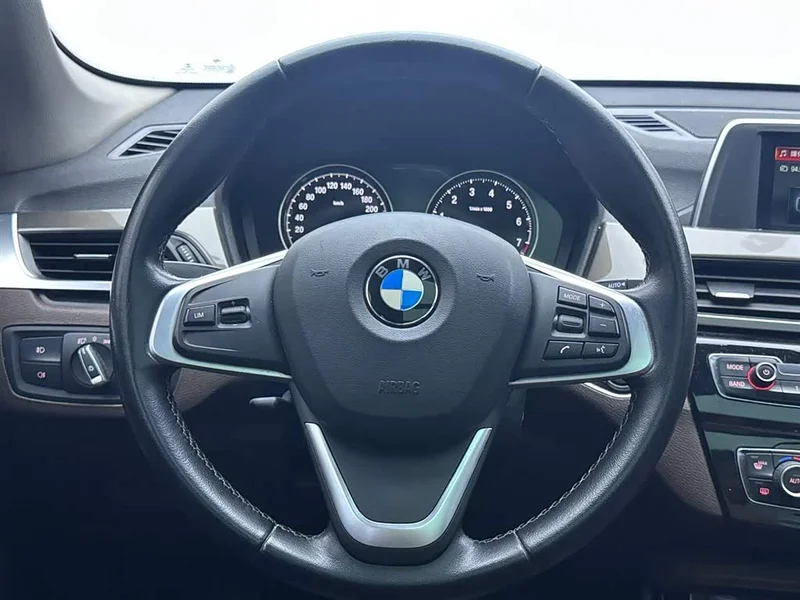 BMW X1 — фото 14