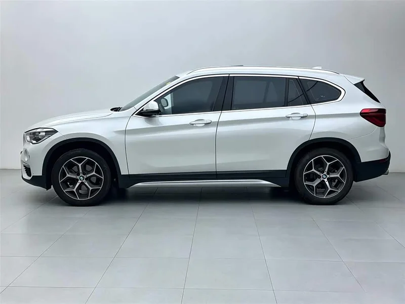 BMW X1 — фото 3