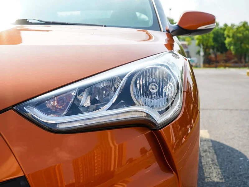 Hyundai Veloster — фото 9