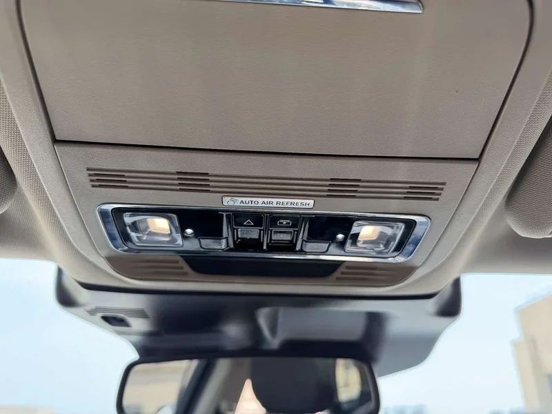 Jeep Renegade — фото 16