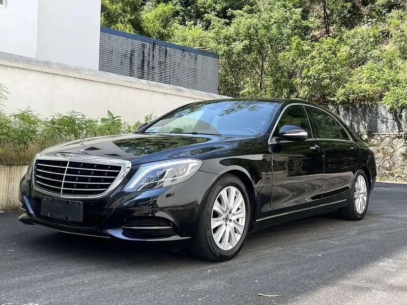Mercedes-Benz S-Class — фото 1