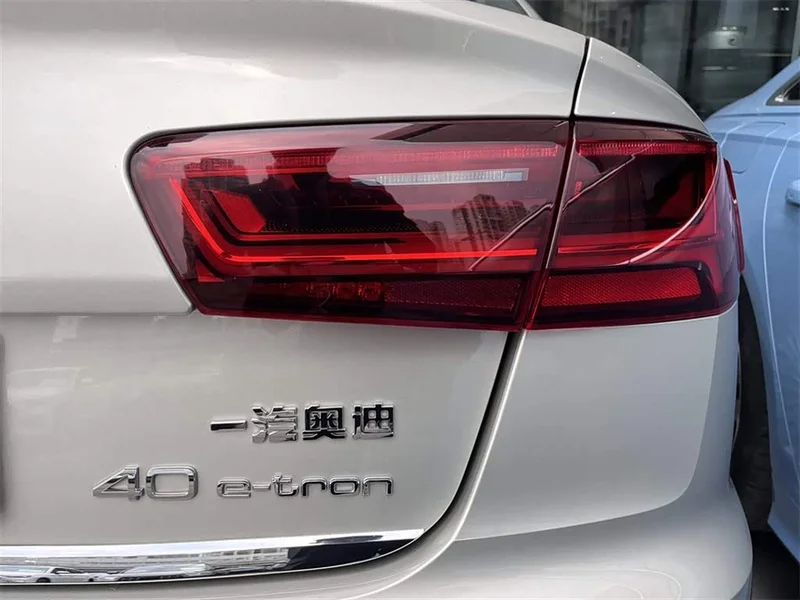 Audi A6L New Energy — фото 15