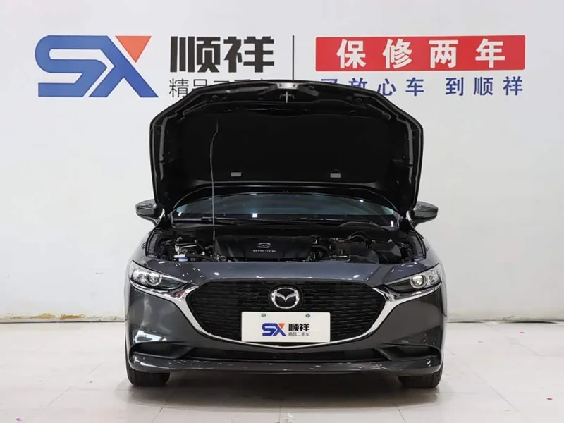 Mazda 3 Axela — фото 17
