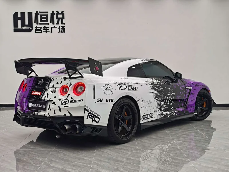 Nissan GT-R — фото 4