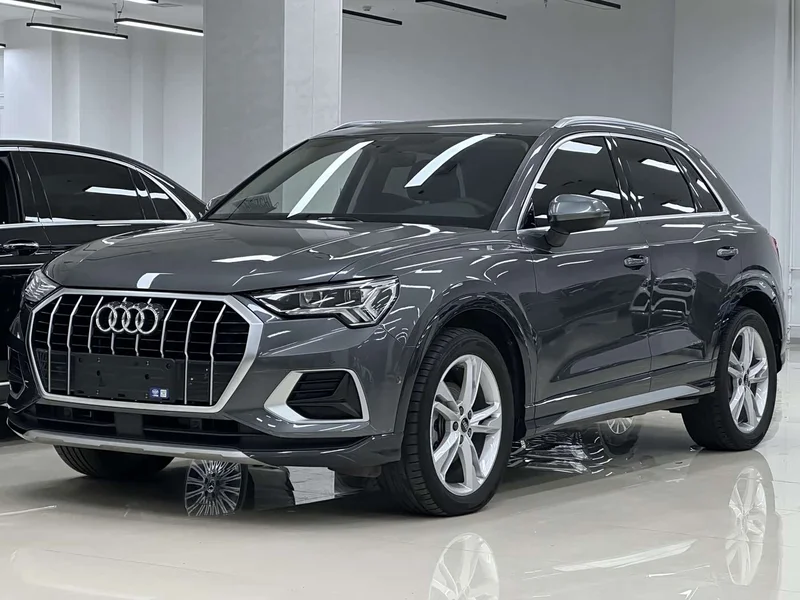Audi Q3 — фото 16