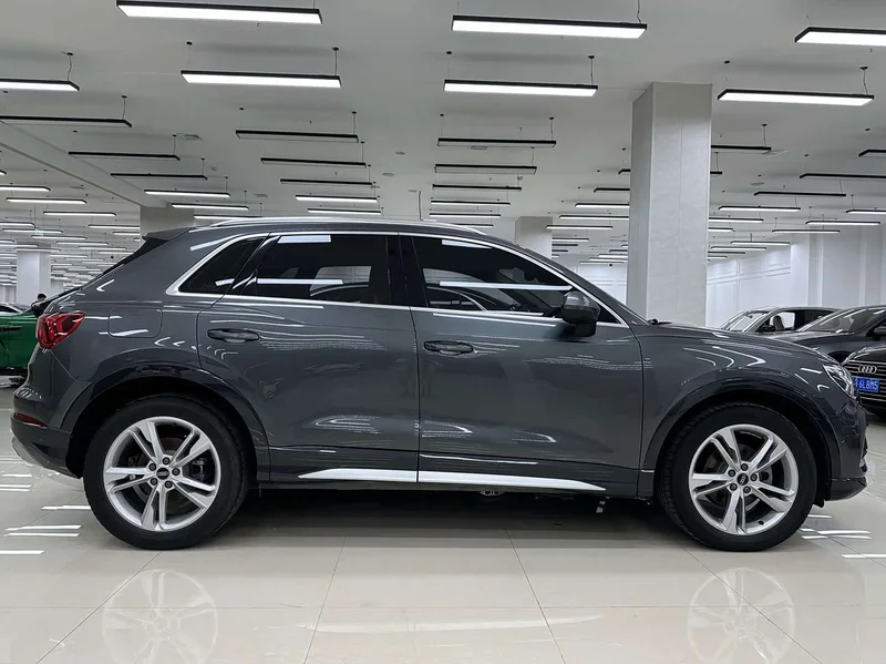 Audi Q3 — фото 7