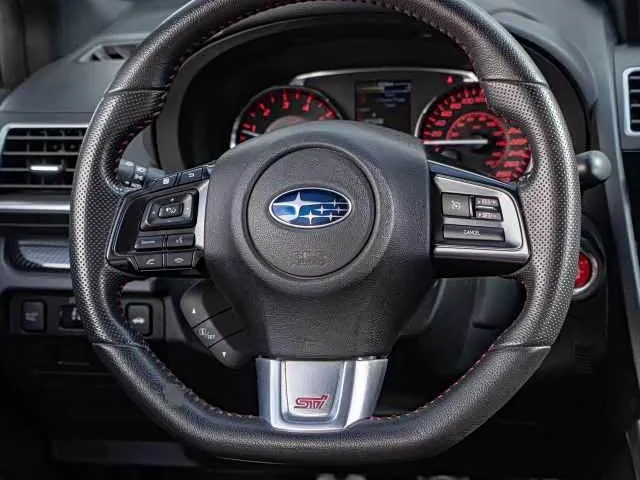 Subaru Impreza WRX — фото 12