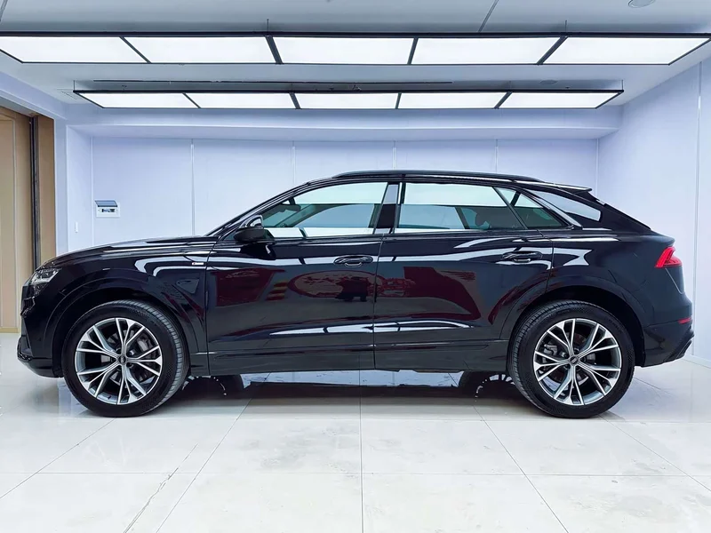 Audi Q8 — фото 3
