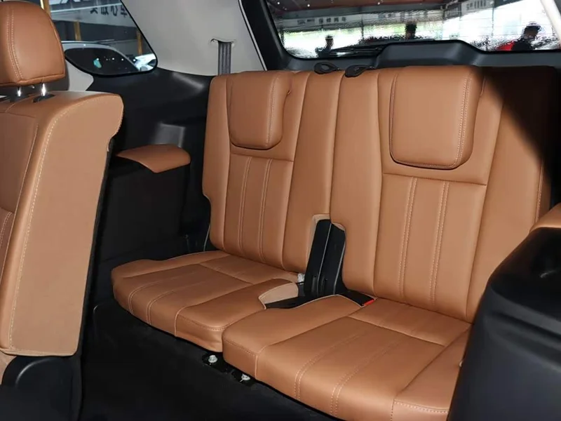 Changan CS95 — фото 12