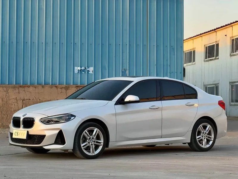 BMW 1-Series — фото 1
